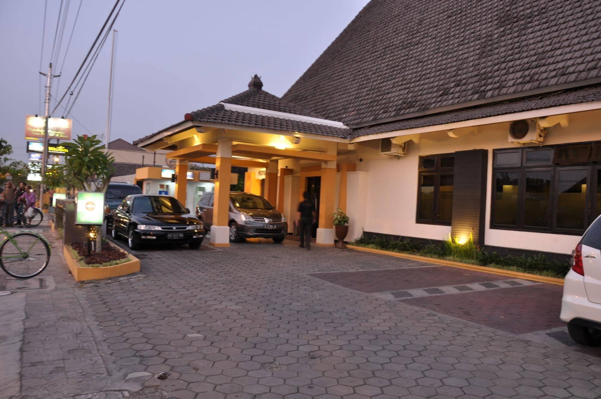 Wisanti Hotel